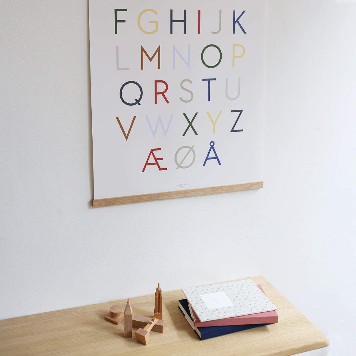 PLAKAT // ALFABETET (DANISH) + OAK FRAME