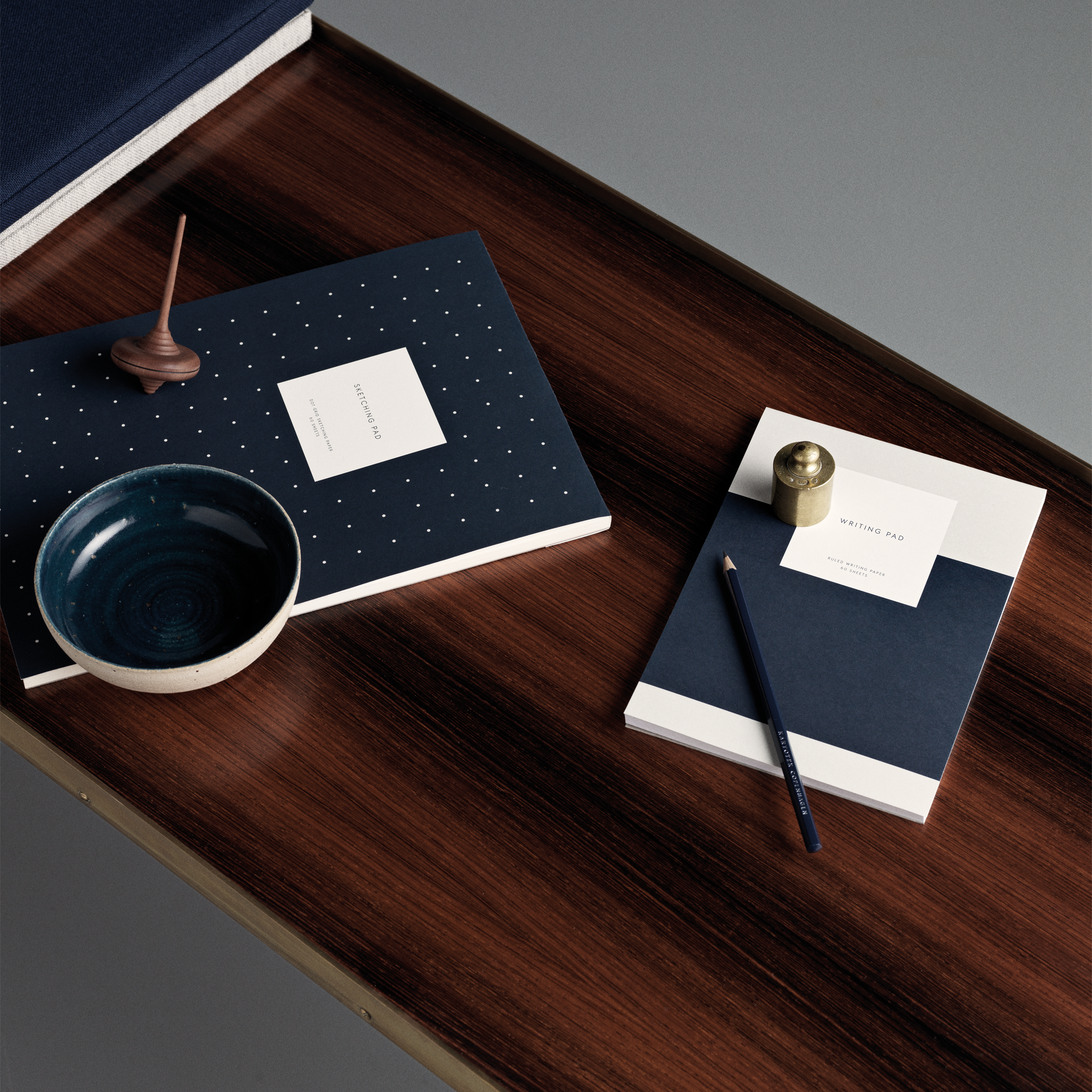 NOTEPAD W. COVER // A4