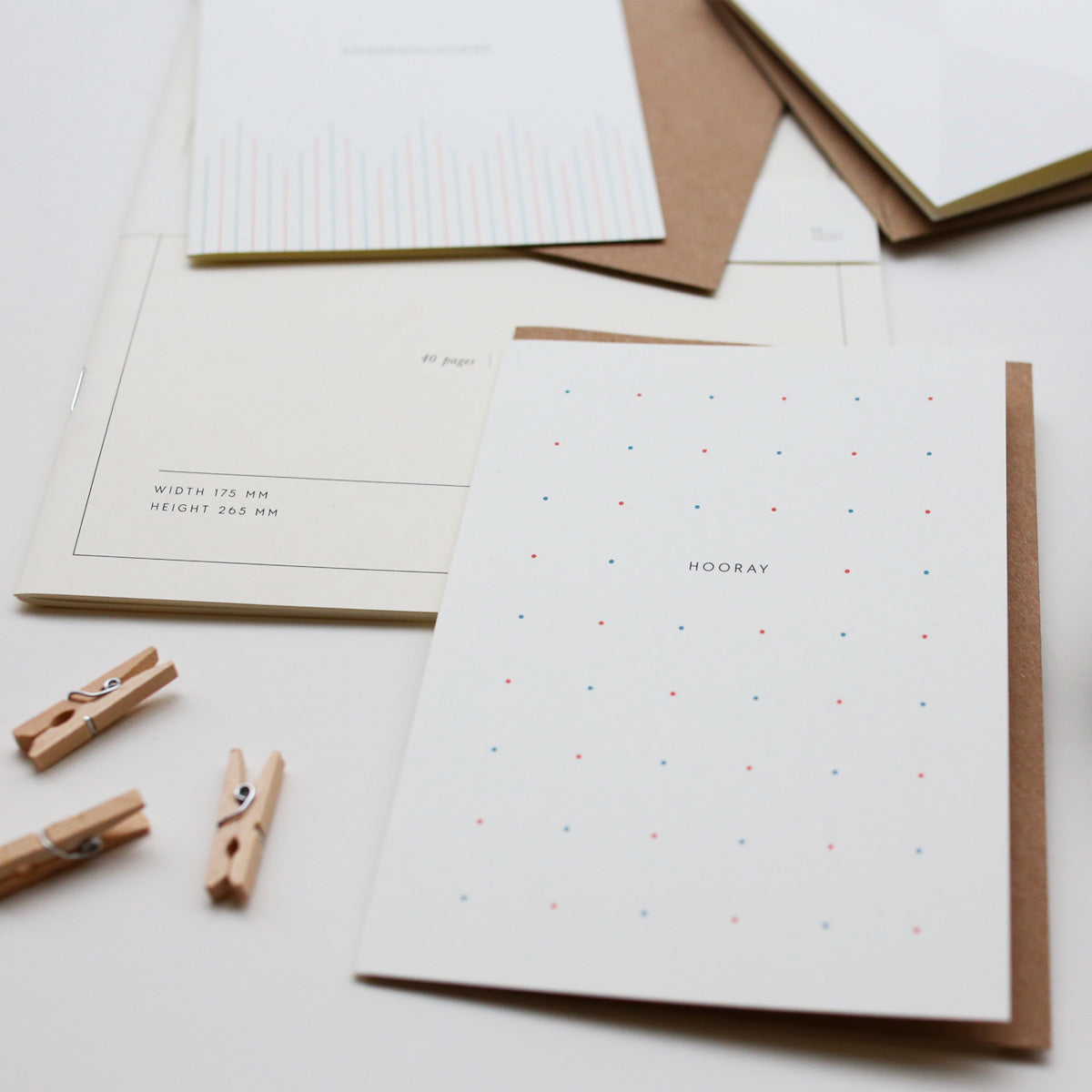 GREETING CARD // HOORAY DOTS