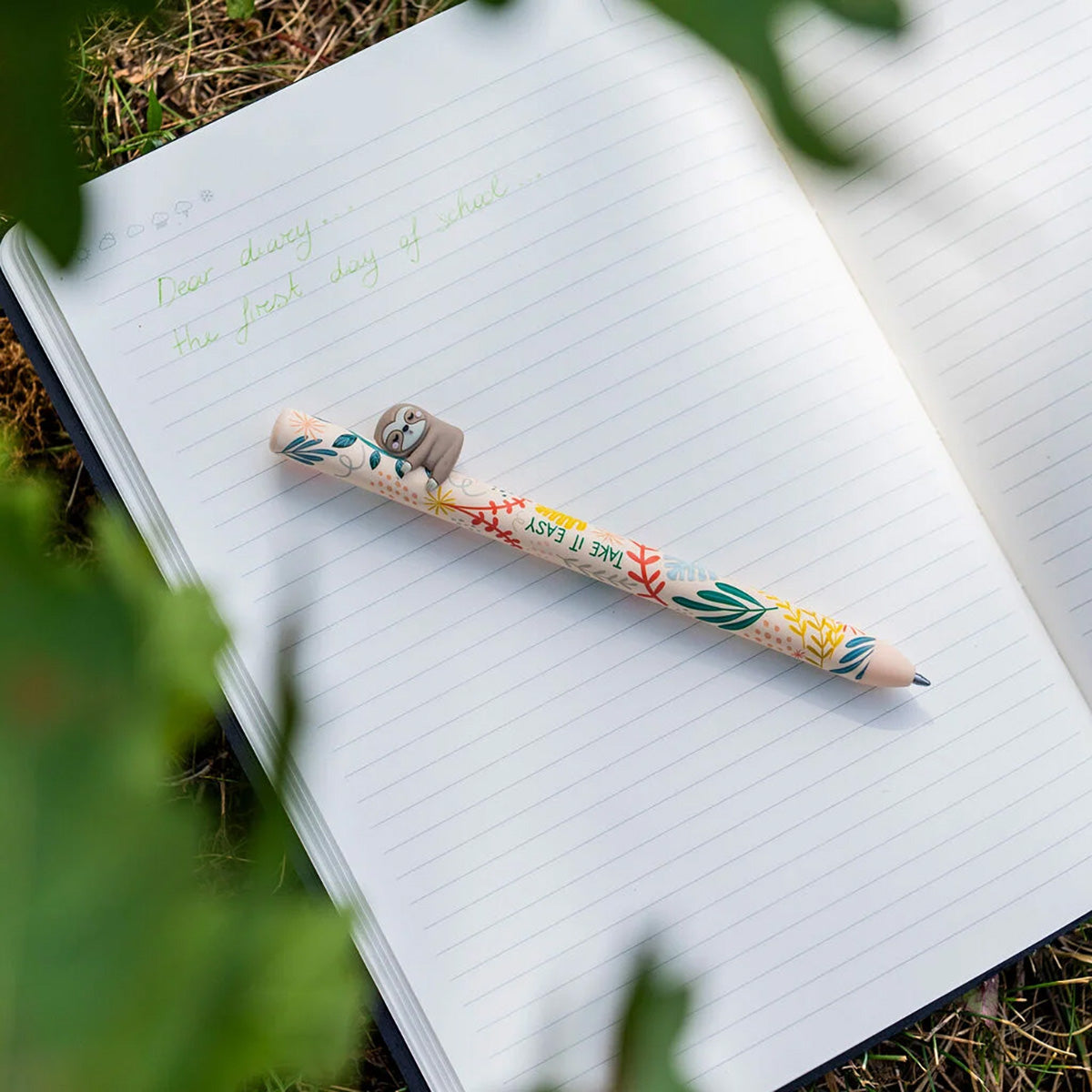 LEGAMI RETRACTABLE BALLPOINT PEN // SLOTH