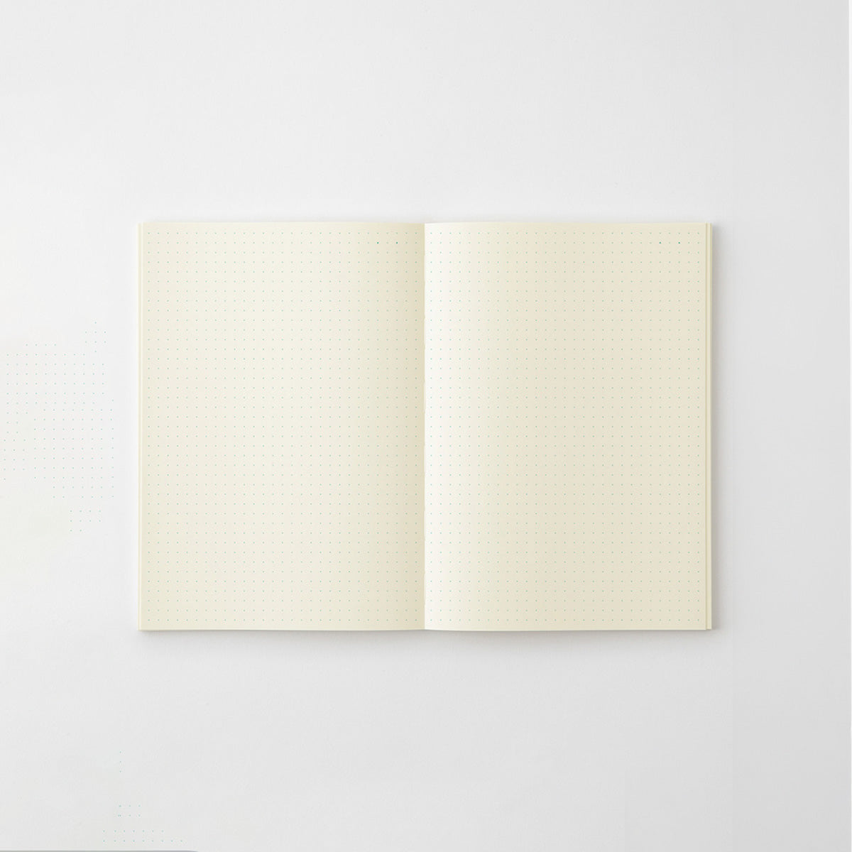 MD NOTEBOOK // A5 DOTTED