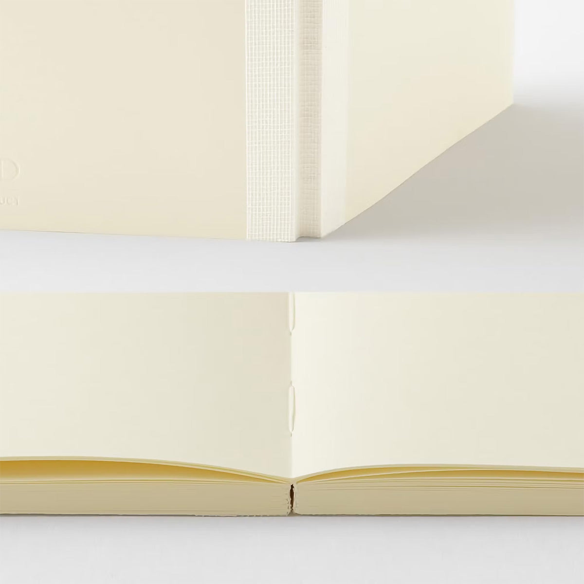 MD NOTEBOOK // A4 BLANK