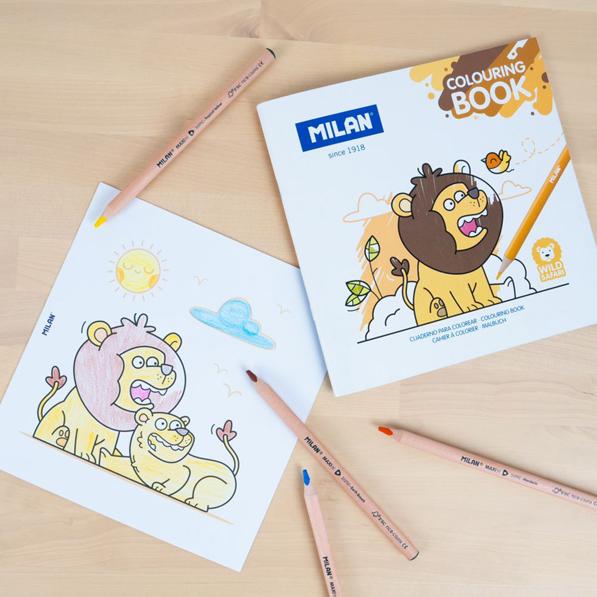 COLOURING BOOK // SAFARI