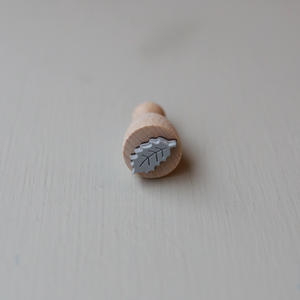 RUBBER STAMP // ILEX LEAF