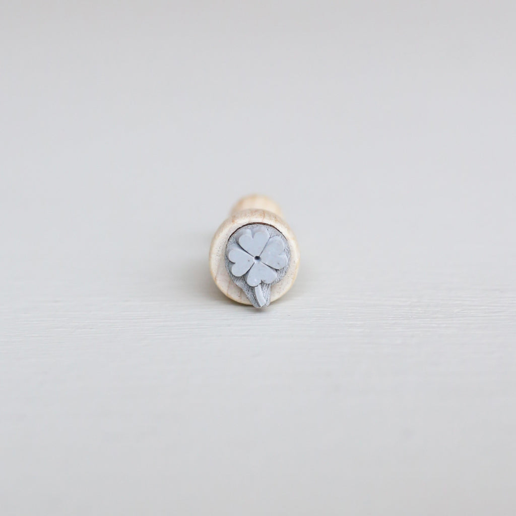 MINI RUBBER STAMP // CLOVERLEAF