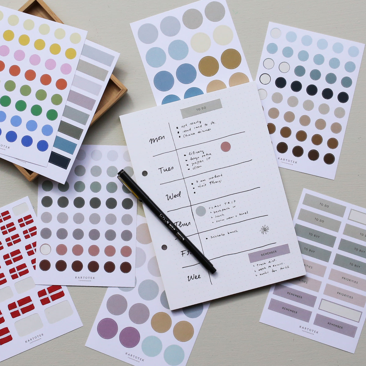 MINI DOT STICKERS // NATURE
