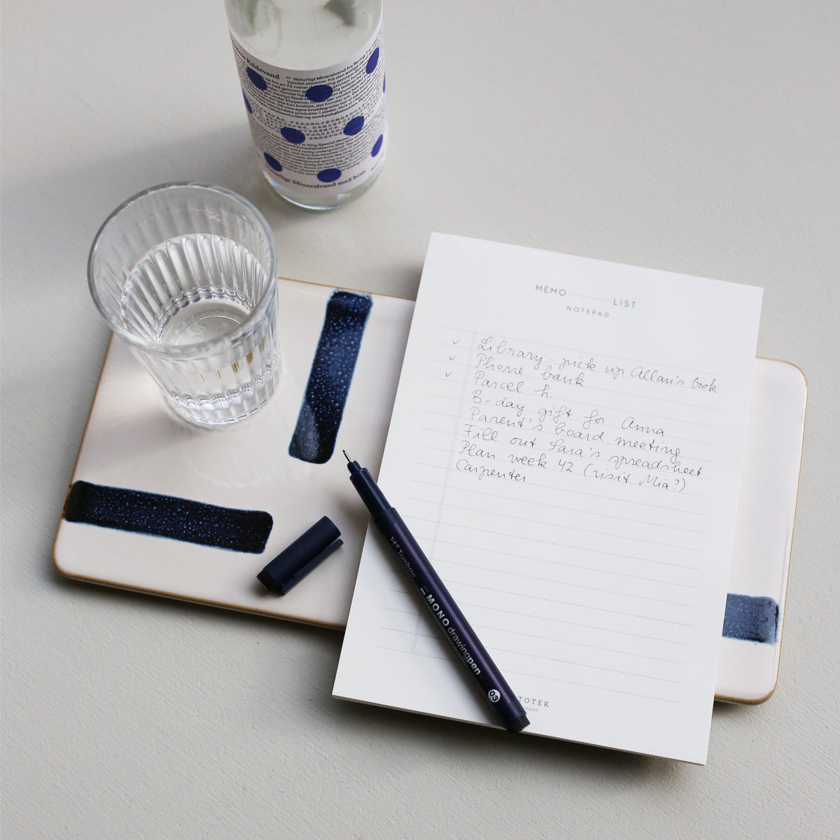 MEMO PAD // LIST